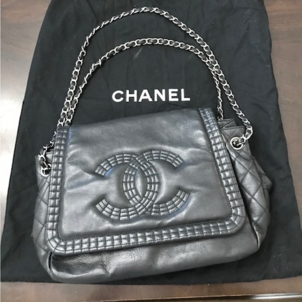 Chanel crossbody handbag